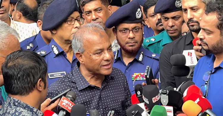 পাহাড়ে অস্থিতিশীলতা সৃষ্টির পেছনে ভারত ও ফ্যাসিস্টদের ইন্ধন: স্বরাষ্ট্র উপদেষ্টা