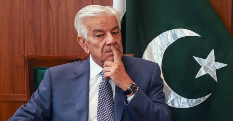 ইসরায়েলের ধ্বংস চেয়ে দেওয়া পোস্ট মুছে দিলেন খাজা আসিফ