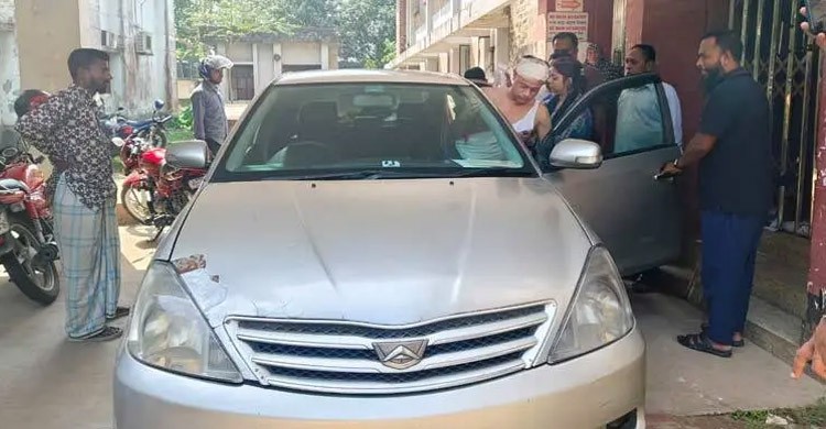 দলীয় কোন্দলের জেরে ছেলের গুলিতে আহত বিএনপি নেতা