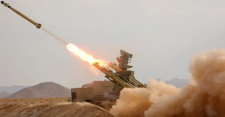 বিকল্প সমরকৌশলে চমক ইরানের, মার্কিন ‘আধুনিক’ যুদ্ধবিমান ভূপাতিতের দাবি