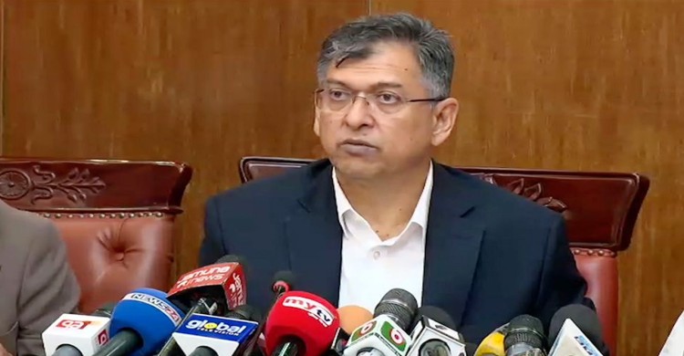 ‘অন্তবর্তী সরকারের তড়িঘরি করে জারি করা কিছু অধ্যাদেশ নিয়ে বিরোধীরা রাজনীতি করতে চাচ্ছে’