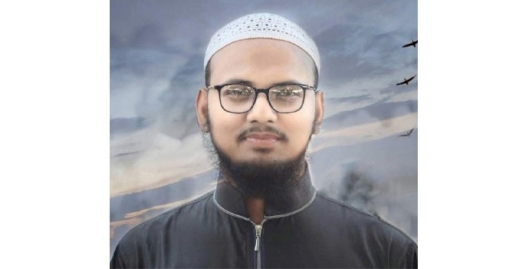 অন্তরঙ্গ সম্পর্কের ভিডিও ছড়িয়ে দেওয়ার অভিযোগে গ্রেপ্তার মাওলানা মিরাজ