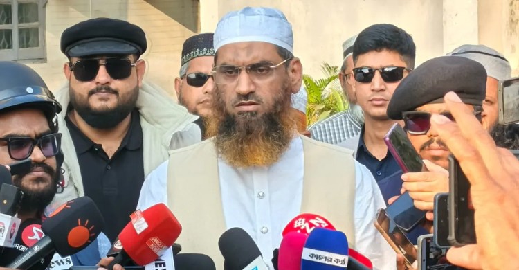 ৩ কেন্দ্রের ফল: অল্প ব্যবধানে এগিয়ে মামুনুল হ