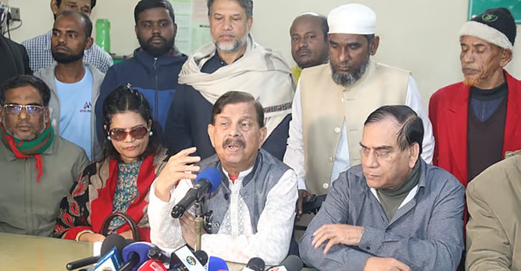 বিএনপির প্রার্থীর বিরুদ্ধে প্রচারণায় বাধার অভিযোগ তুলে যা বললেন মান্না