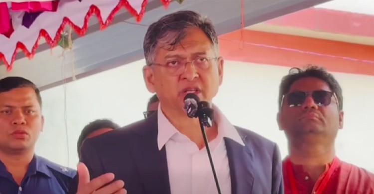 হায়াত খুবই কম, কথা কম বলে জনগনের জন্য কাজ করতে চাই: স্বরাষ্ট্রমন্ত্রী