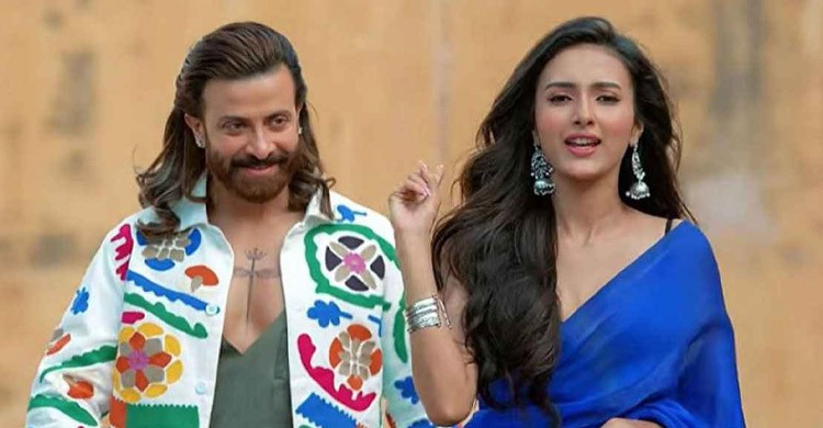 একবারে শেষ হয়ে গেছি, শাকিবের ‘প্রিন্স’ নিয়ে হল মালিক