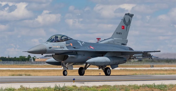 ইরানের হামলার ভয়ে সাইপ্রাসে এফ-১৬ যুদ্ধবিমান মোতায়েন করছে তুরস্ক