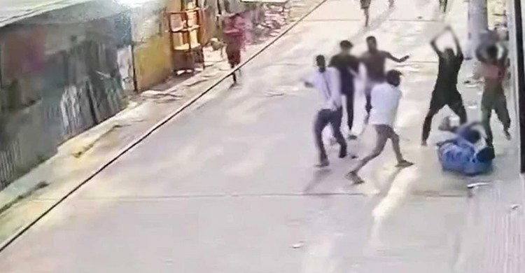 মোহাম্মদপুরে কিশোর গ্যাংয়ের হোতা ‘এলেক্স ইমনকে’ কুপিয়ে হত্যা