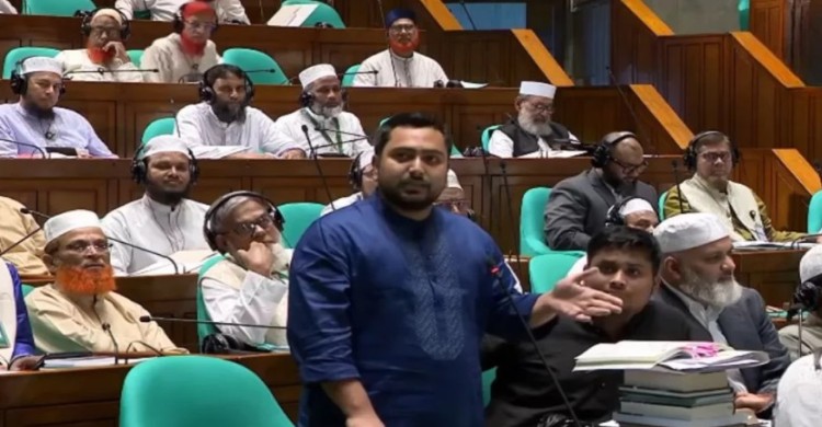 উপদেষ্টা থাকতে কোথায় দুর্নীতি করেছি, প্রমাণ দিন: সংসদে নাহিদ ইসলাম