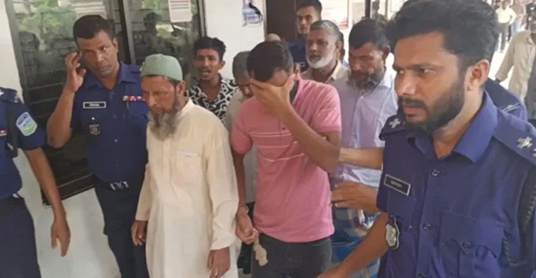 নওগাঁয় একই পরিবারের ৪ জন খুন, বেরিয়ে এলো চাঞ্চল্যকর তথ্য