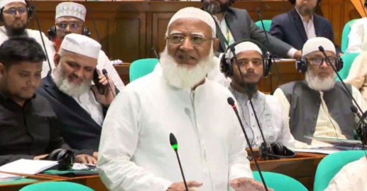 প্রধানমন্ত্রীর পরিবারকে নিয়ে যারা অশ্লীলতা করেছে, তাদের বিচার চাই: বিরোধীদলীয় নেতা